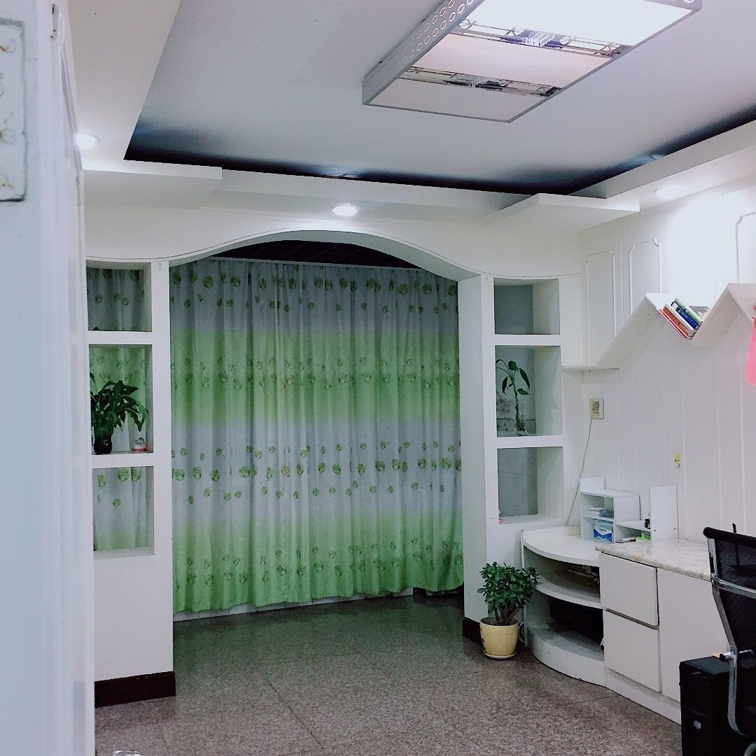南苑新村  64㎡ 108万元